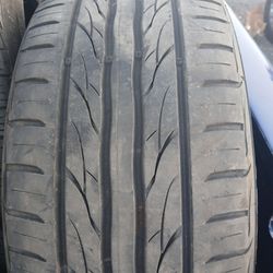 215/50ZR17 Kuhmo Tire (1)