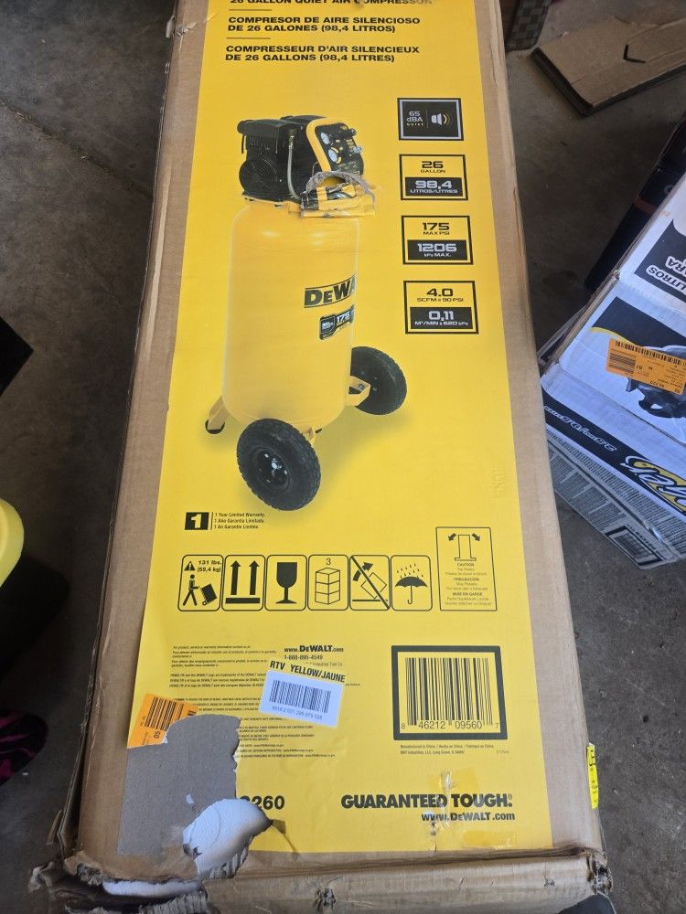 Air Compressor Dewalt 26 Gallon
