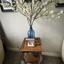 Vintage Side Table With Vase 