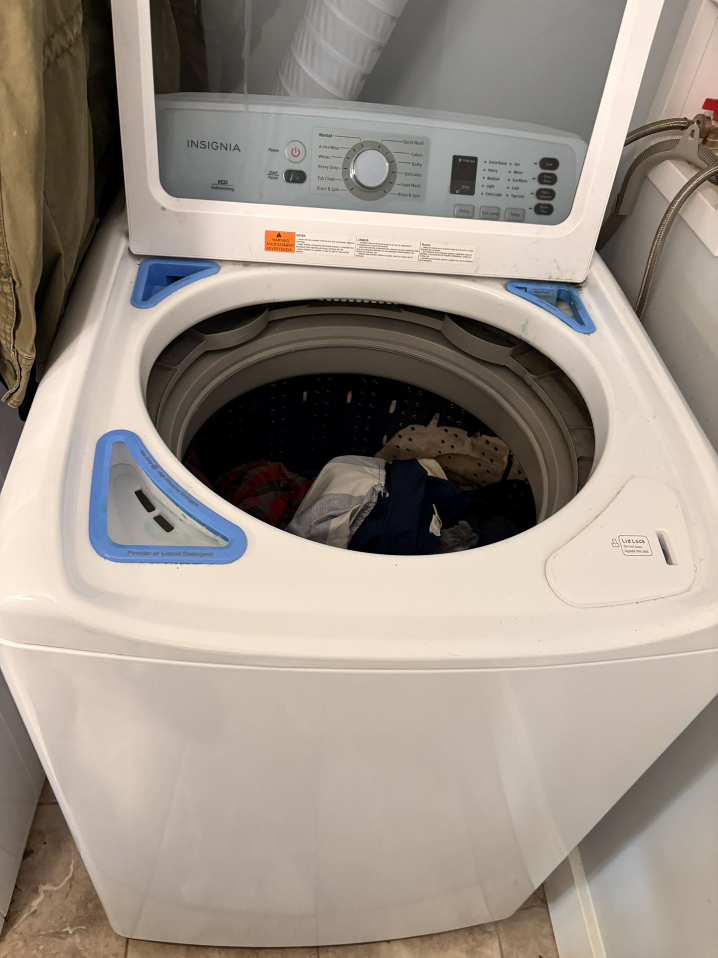 Insignia washer and dryer set $300 or best offer and pickup only