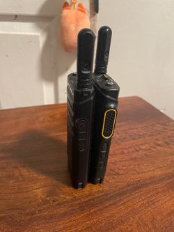 Motorola SL300 walkie talkie
