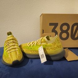 Adidas Yeezy 
