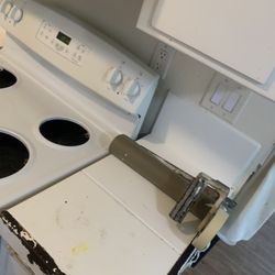 Refinishing Tubs And Kitchen Counters Tops 