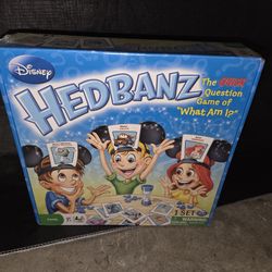 Disney headbands game New in box