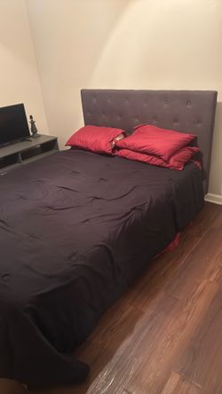 Queen Bed