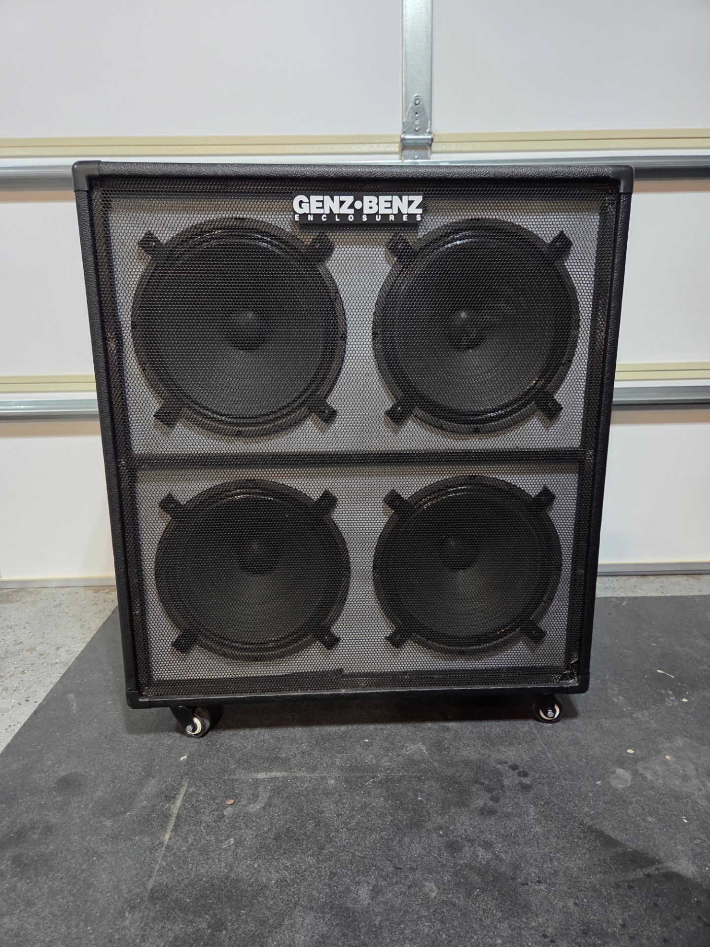 Genz Benz 4x12 guitar speaker cabinet