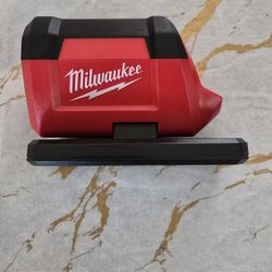 Milwaukee M12 ROVER Service and Repair Flood Light