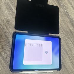 iPad Pro 11inch (M4 Chip) with Apple Pencil & UAG case plus SATECHI accessories