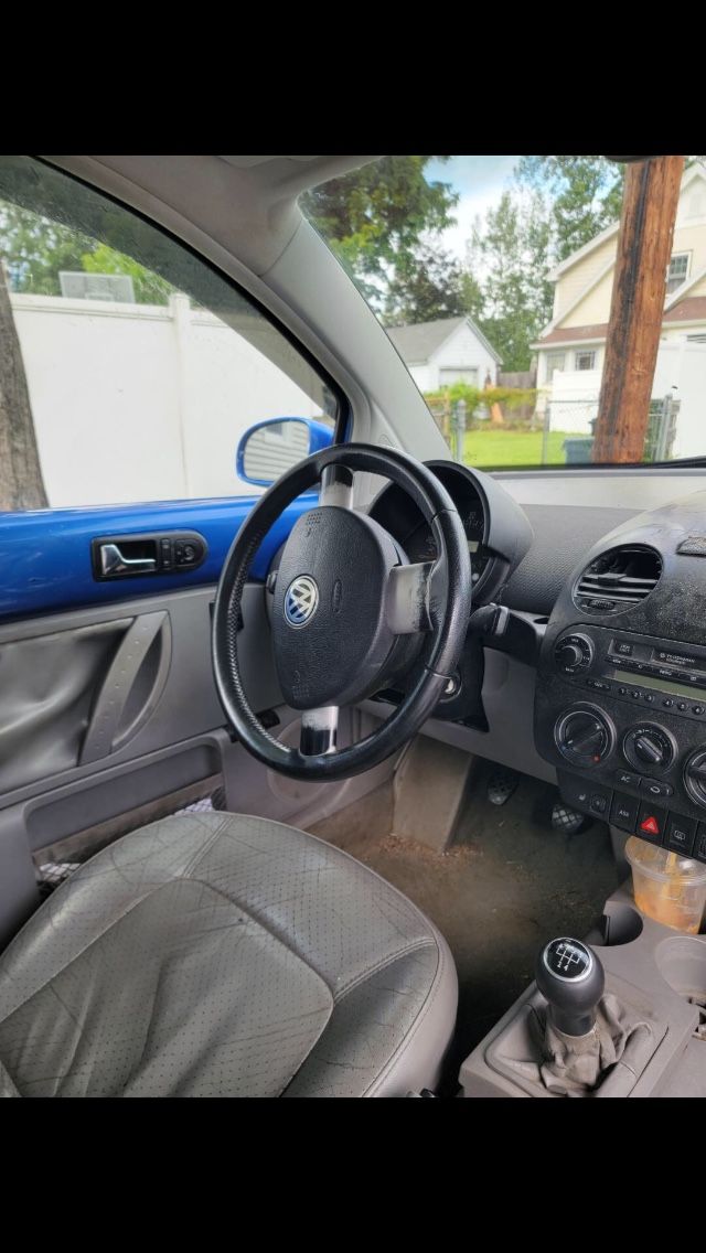 2004 Volkswagen Beetle