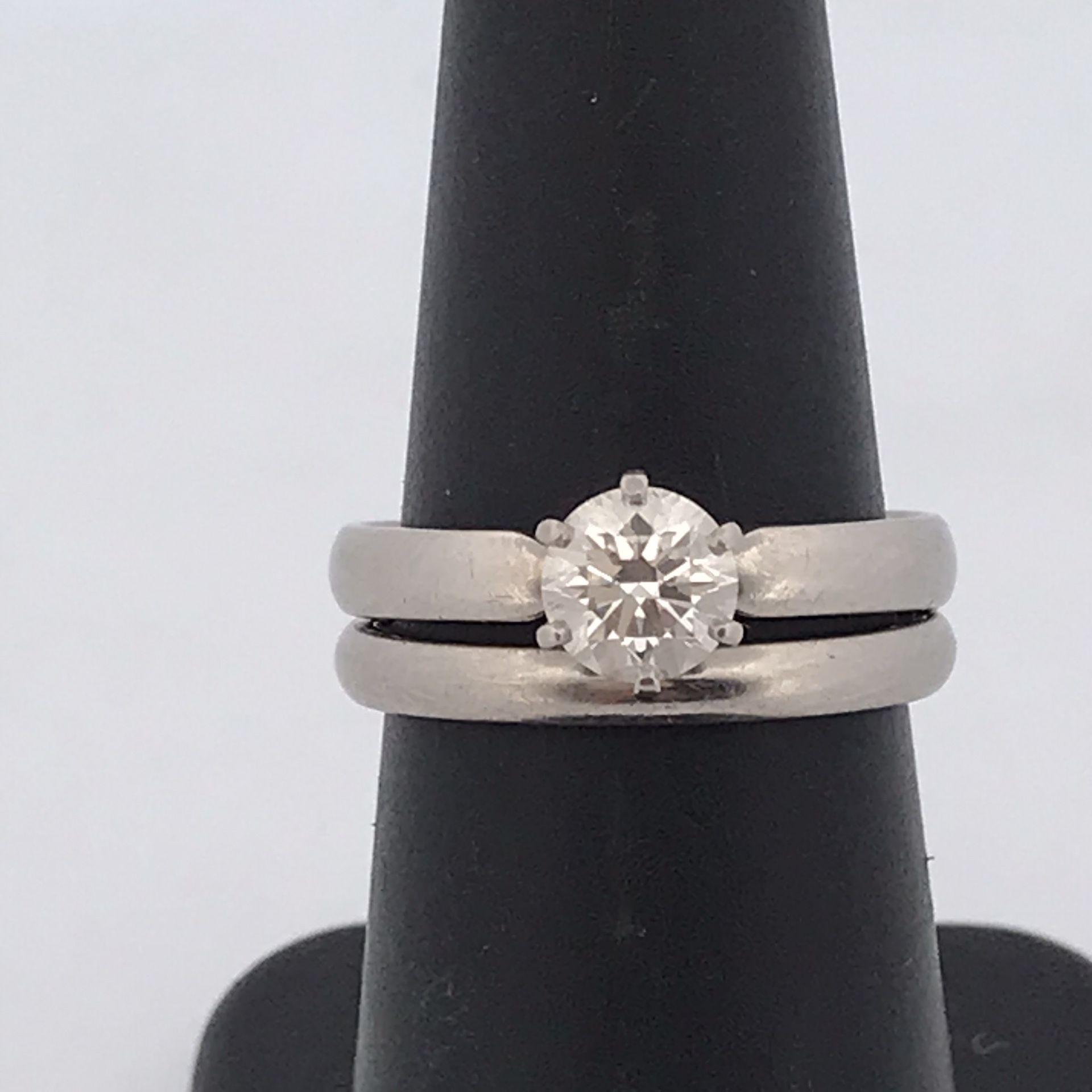 950 palladium 0.81ct Diamond Ring set size 6.5 Gia certified h si1
