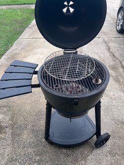 Char-Griller Akorn Grill - 20 inch