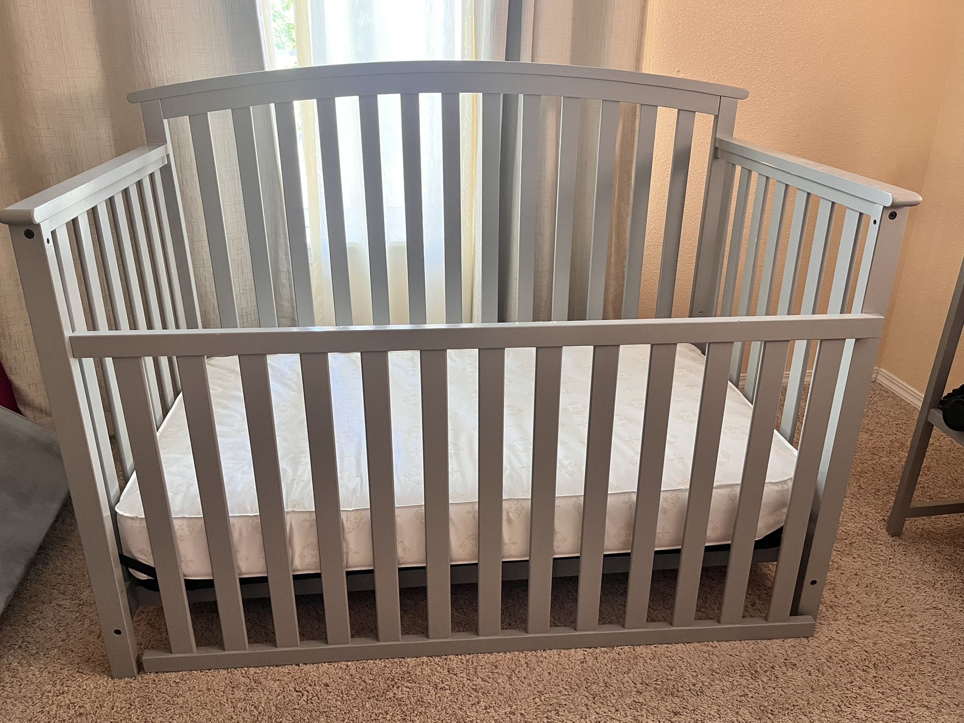 Graco Baby Crib+ Sealy Stage 2 Mattress