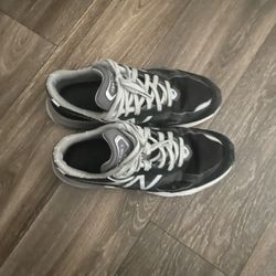 New Balance 990