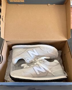 Womens New Balance Shoes 6.5