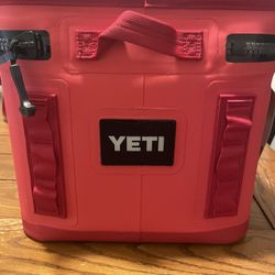 Yeti Hopper Flip 8 