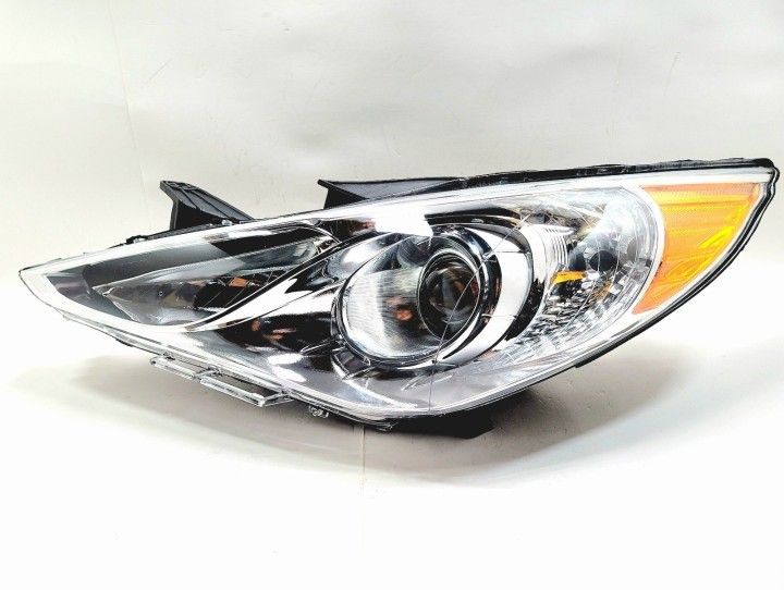 Driver Side Headlight for 2011-2014 Hyundai Sonata