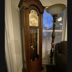 Howard Miller Grandfather Clock In Mint Condition 1978 MINT CONDITION 