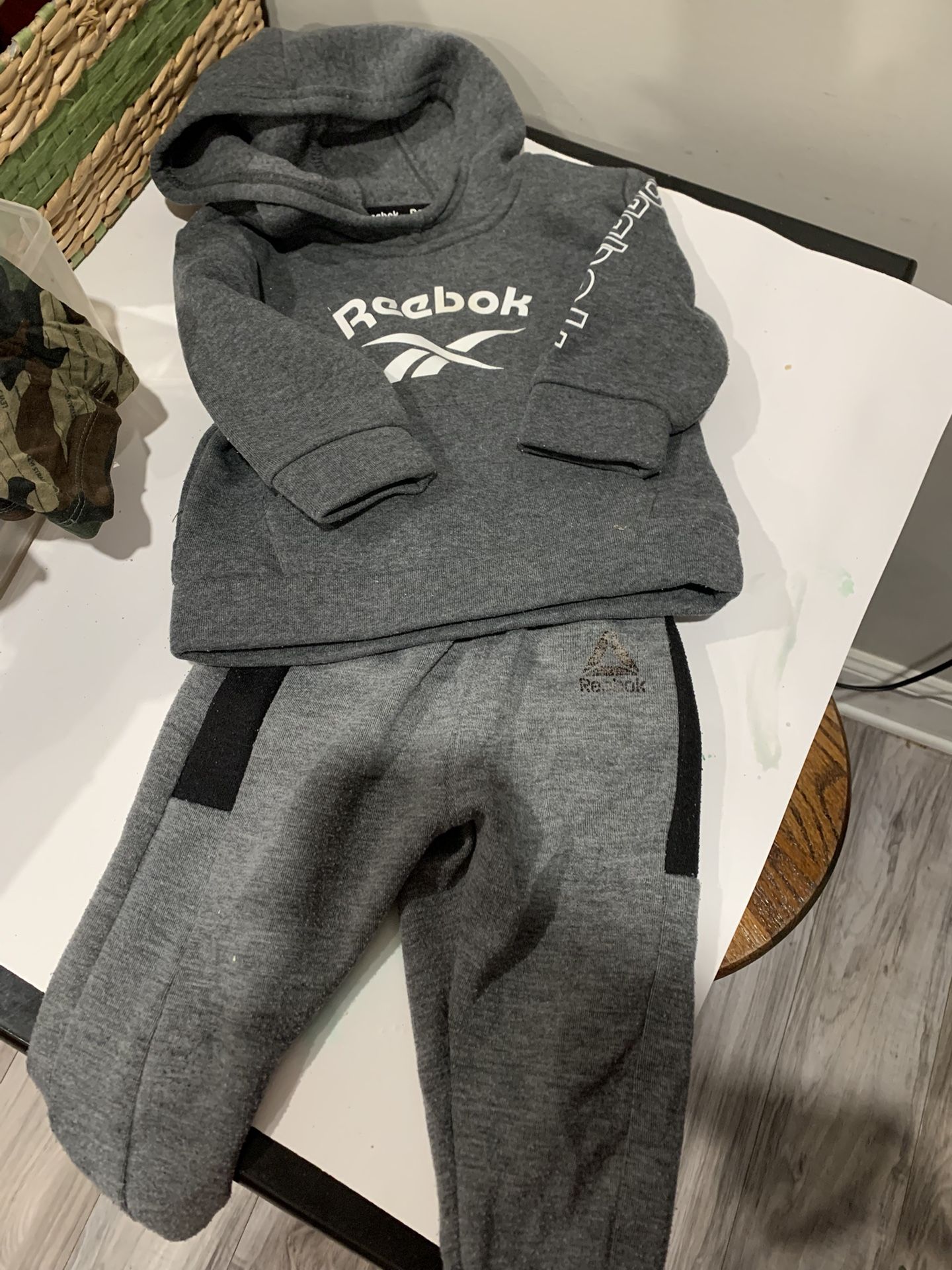 BOYS 12MTH REEBOK HOODIE&PANTS