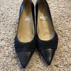 Women's Black Leather/Suede Pumps- Trotters Size 7W Black Leather High Heels 