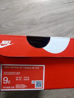 Kids Nikes 9c