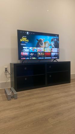 TV Stand / TV Unit for Sale – $50