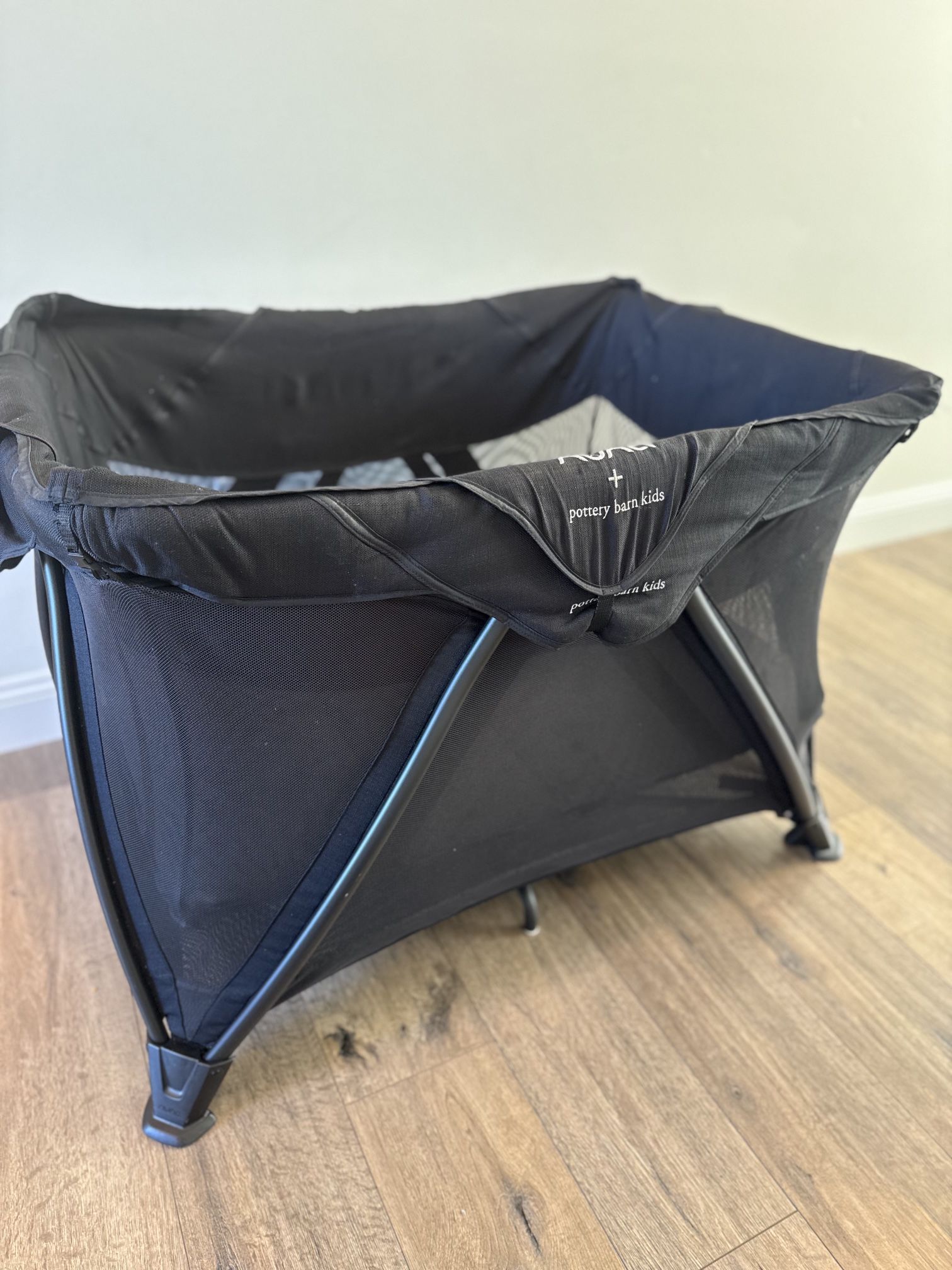 Nuna SENAâ„¢ aire Travel Crib With Travel Bag