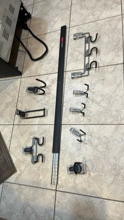 Rubbermaid holder with attachments