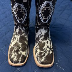 Brown Cowhide Boots