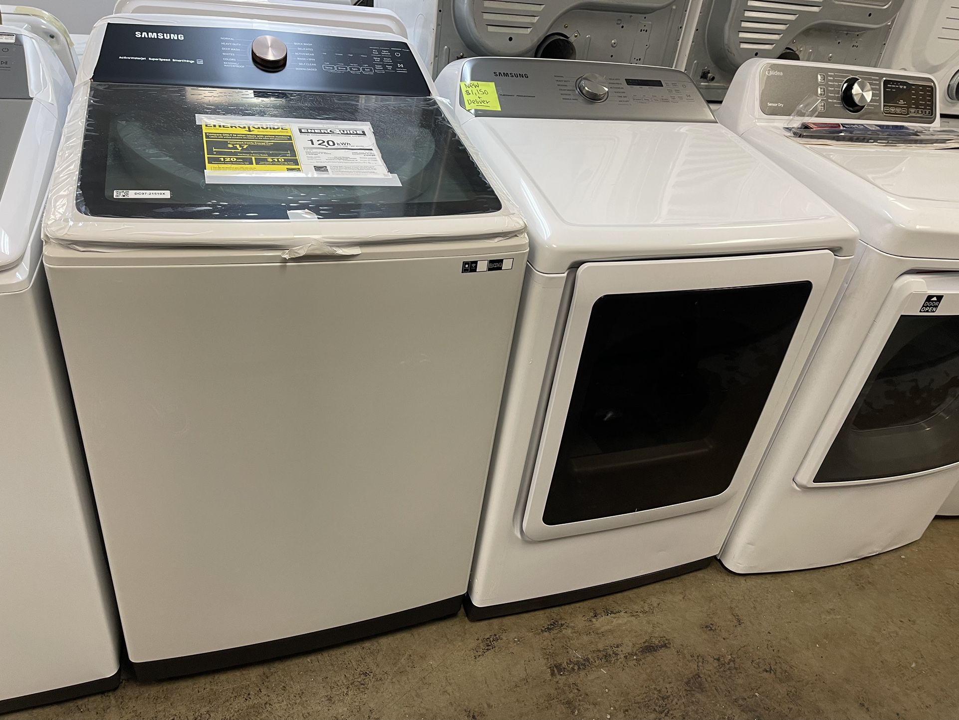 New Samsung Washer 5.5 Cu Ft And Dryer Gas