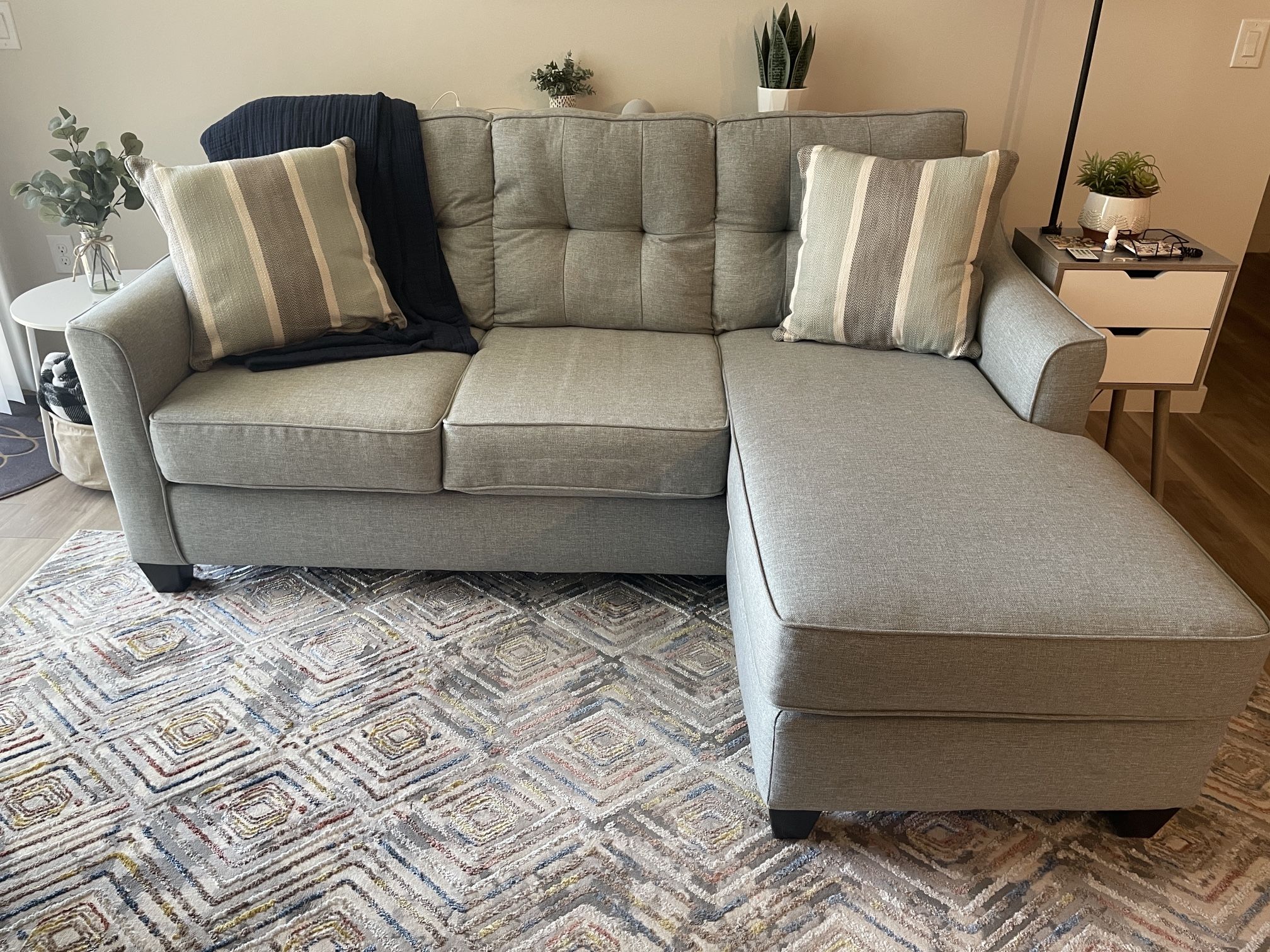 Reversible Chaise Sofa