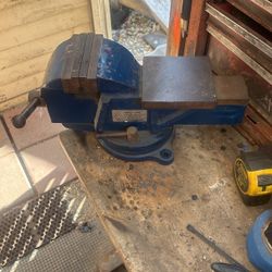 5” Bench Vice
