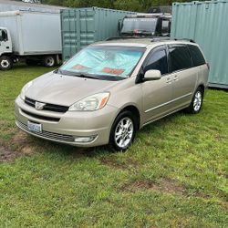 2005 Toyota Sienna