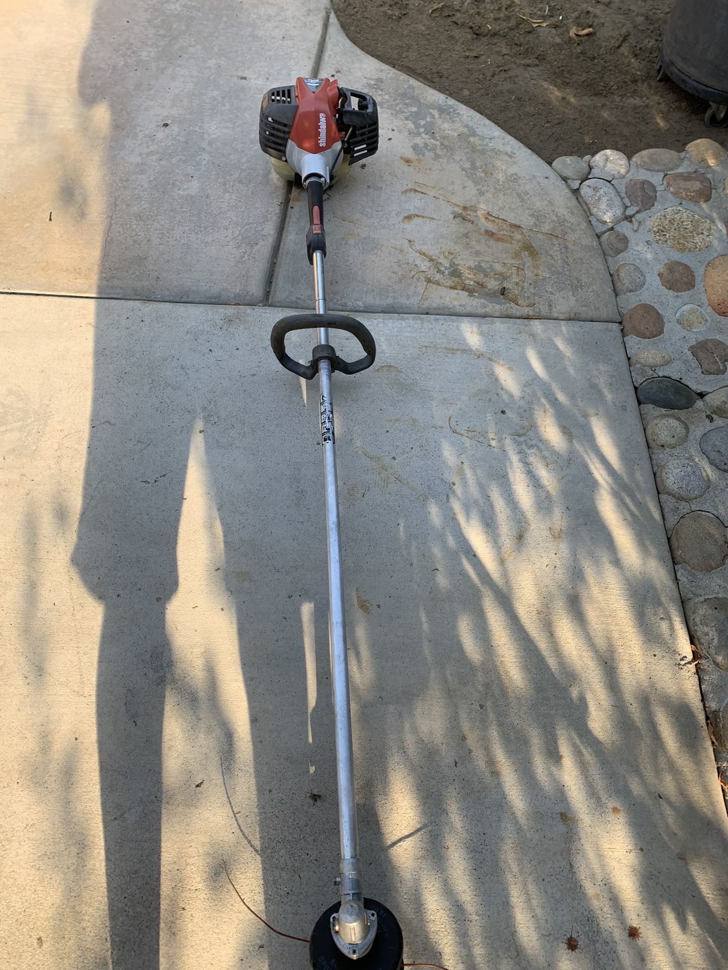 Shindaiwa T302 Trimmer