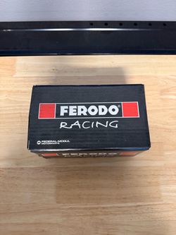 Ferodo DS2500 Front Brake Pads FCP4425H, VW Golf R/GTI
