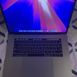 MacBook Pro 15 Inch  16 Gb/512 /SDD Touch Bar 