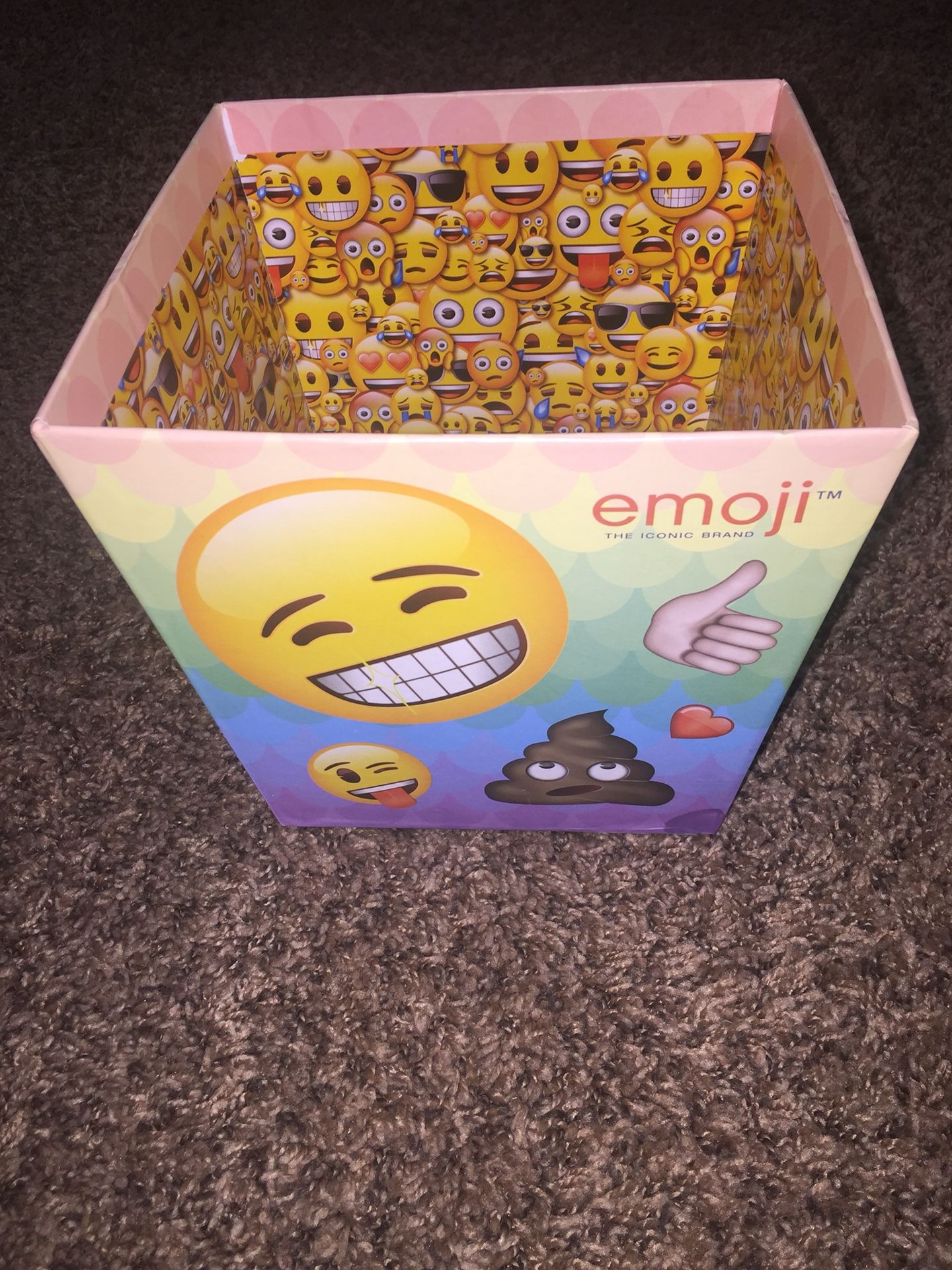 Emoji basket