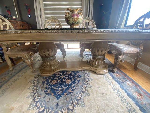 Dining Room Set