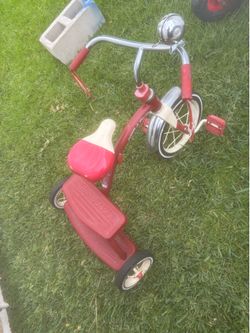Kids tricycle