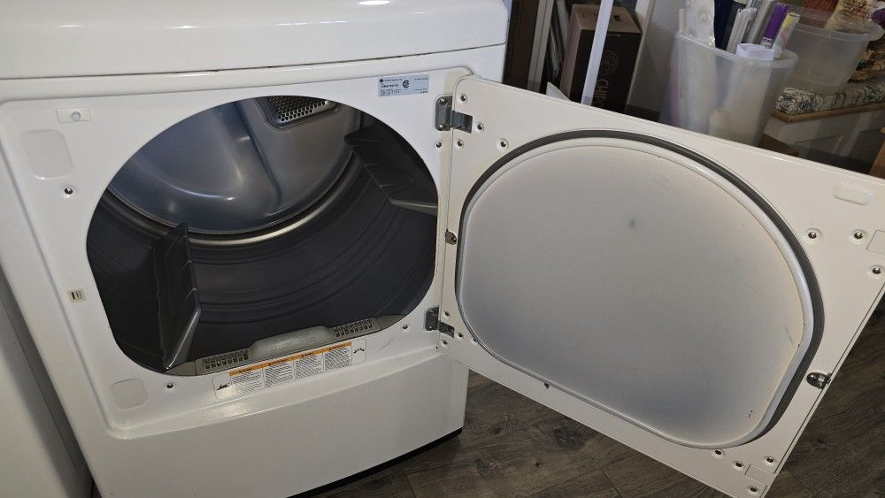 Washer And Dryer LG