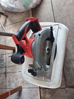 Milwaukee circular saw