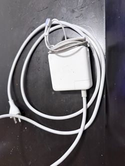 Apple MagSafe MacBook Power Adapter