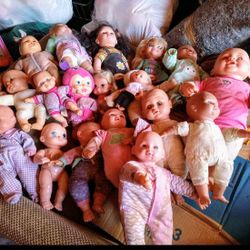 Bundle Lot of BabyDolls ( 20+ Babydolls )