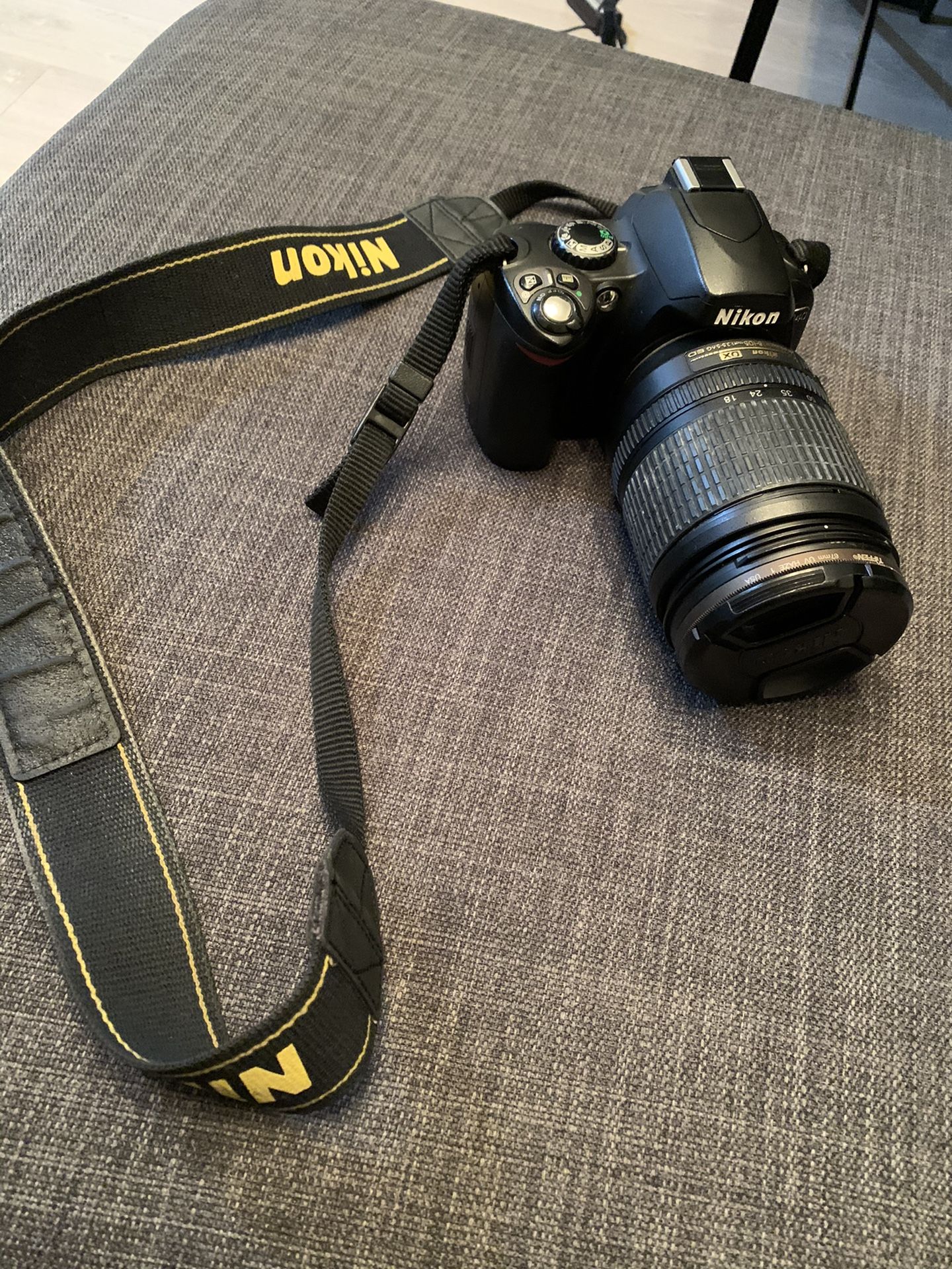 Nikon D40