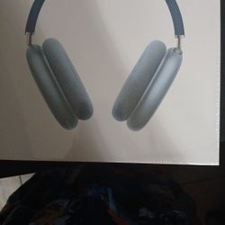 Headphones 