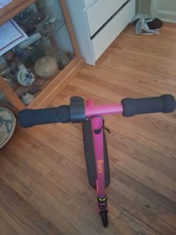 Electric Razor Scooter