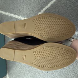 Tom’s Kallie Black Leather Boots size 7