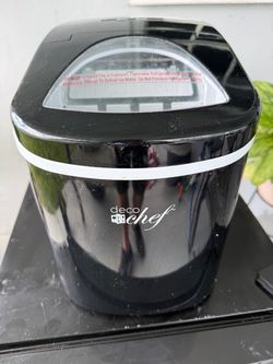 Mini ice maker
