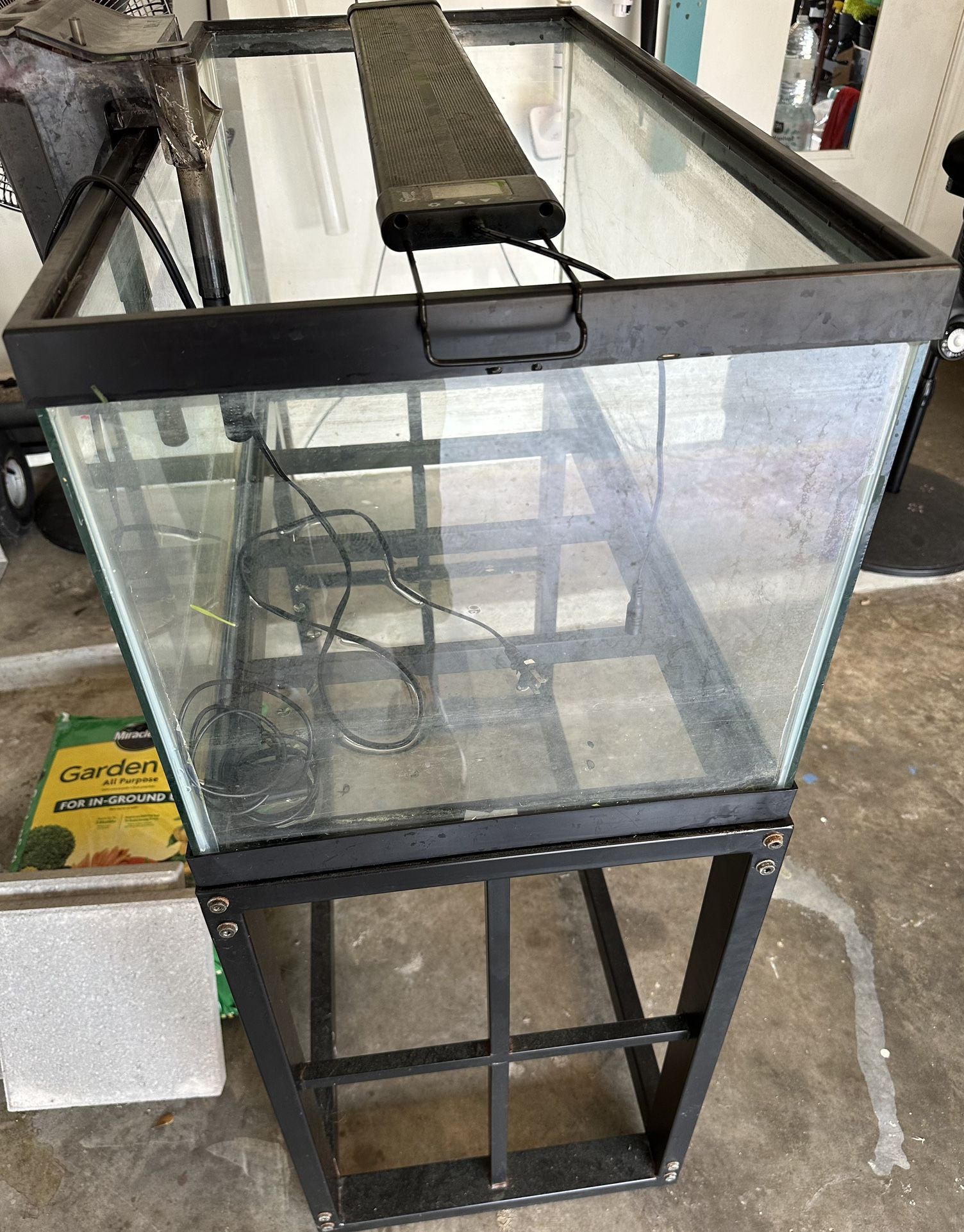 40g Tank And Stand