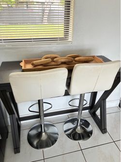 DINING SET