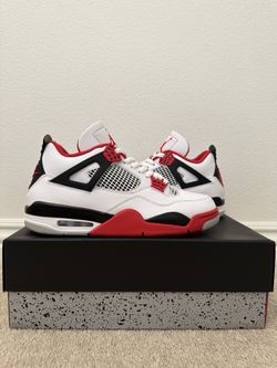 Jordan 4 “Fire Red” Size 10 Mens